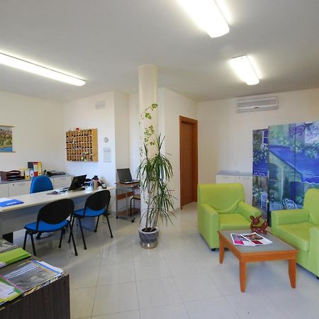 Residence Il Borgo Tortoreto Eksteriør billede
