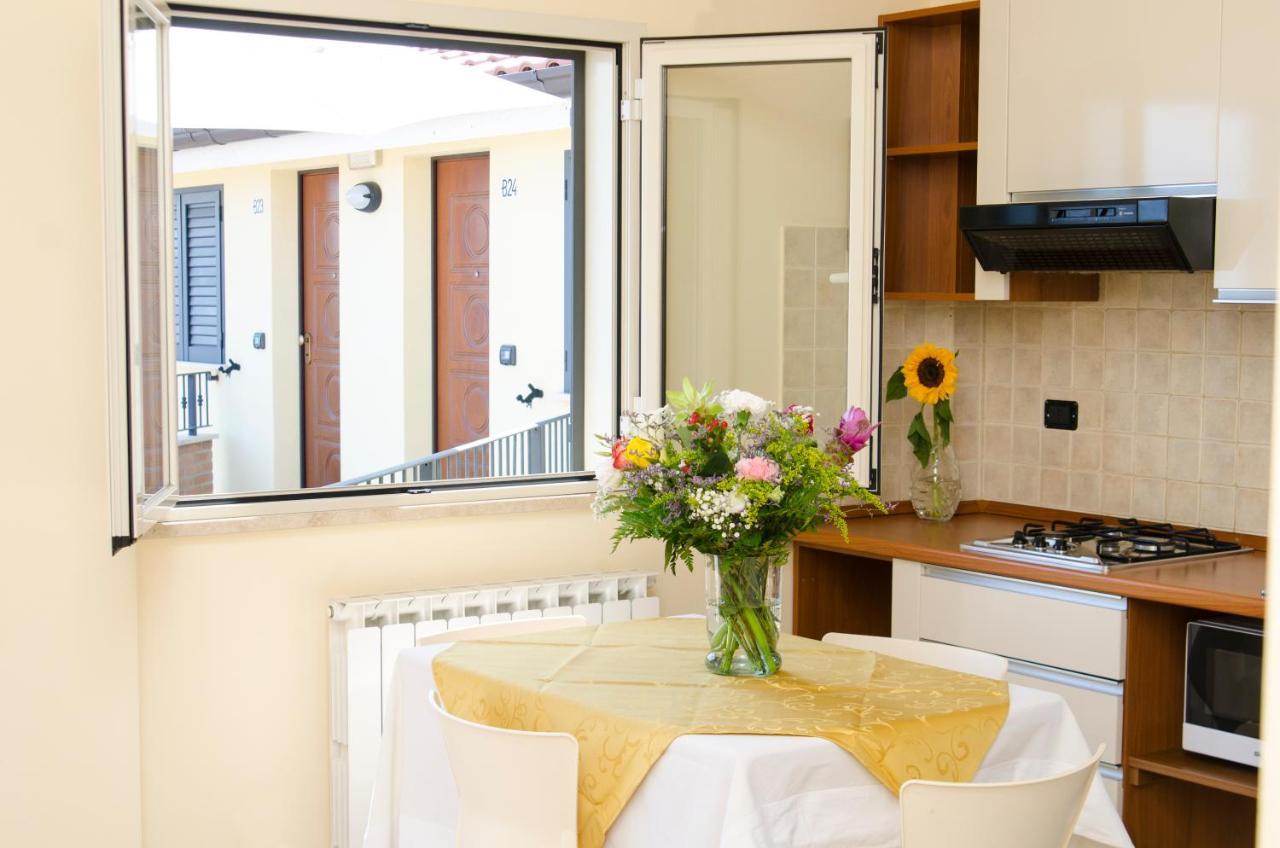Residence Il Borgo Tortoreto Eksteriør billede