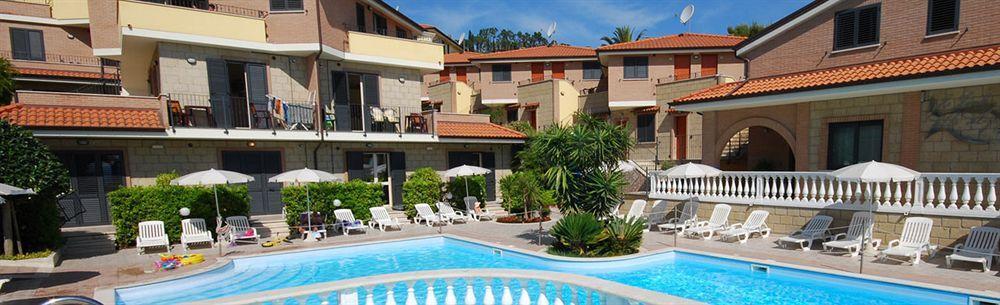 Residence Il Borgo Tortoreto Eksteriør billede