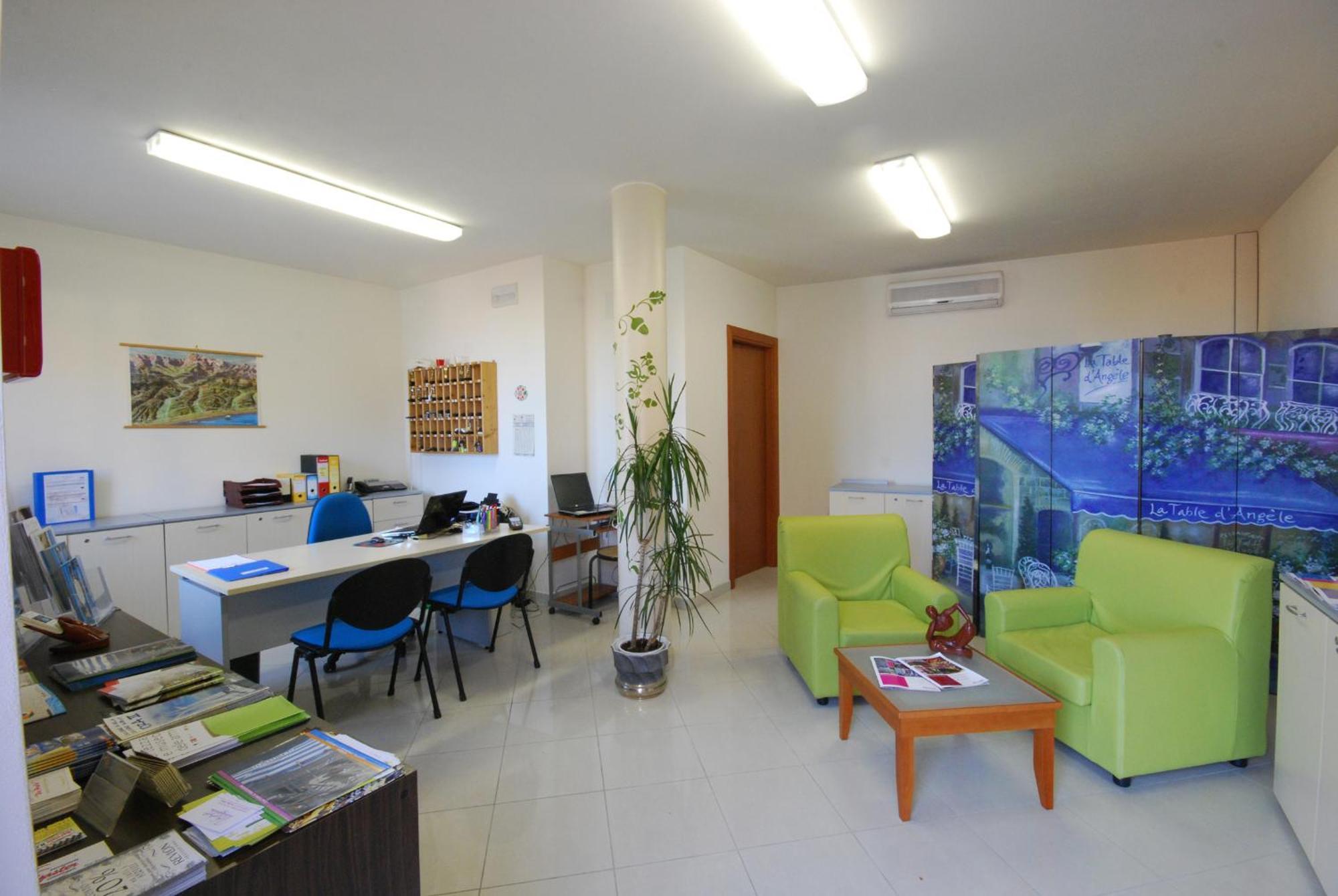 Residence Il Borgo Tortoreto Eksteriør billede